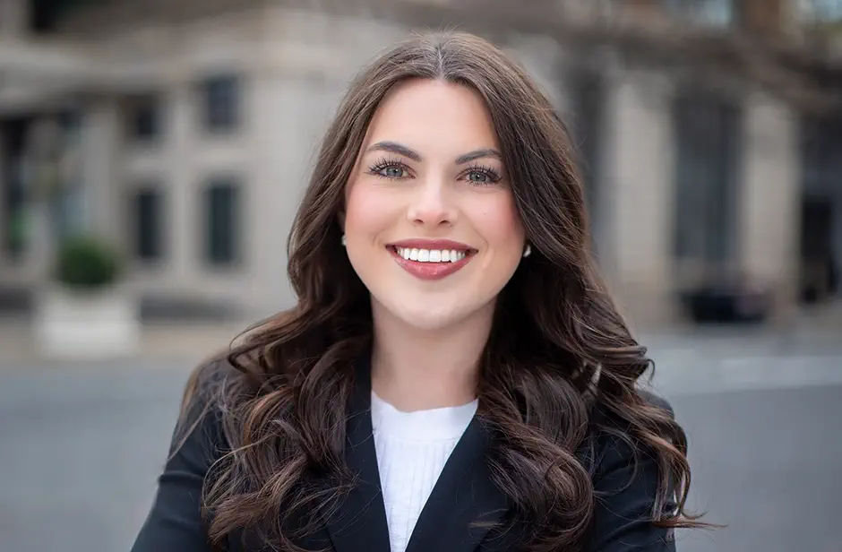 Chloe Briggler Headshot